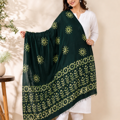 Women MOM Batik Printed Ethnic Dupatta with Floral Border and Tassels
