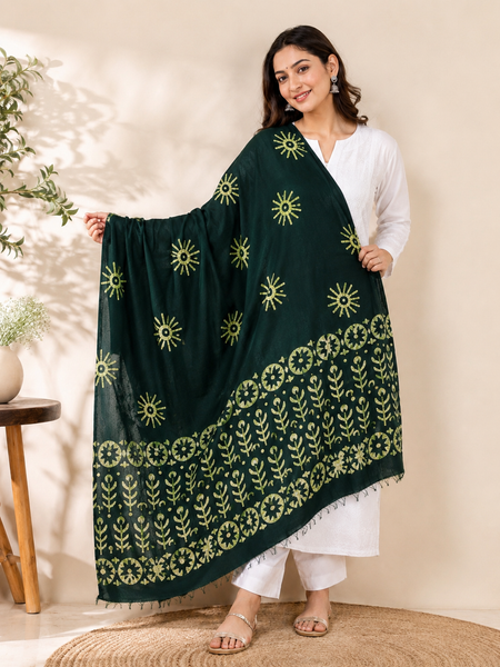 Women MOM Batik Printed Ethnic Dupatta with Floral Border and Tassels