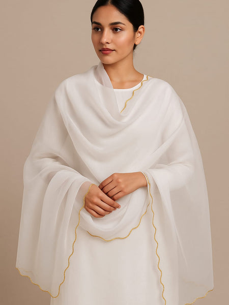 Elegant Organza Plain Dupatta with Gold Scallop Border – Pure White Ethnic Wrap
